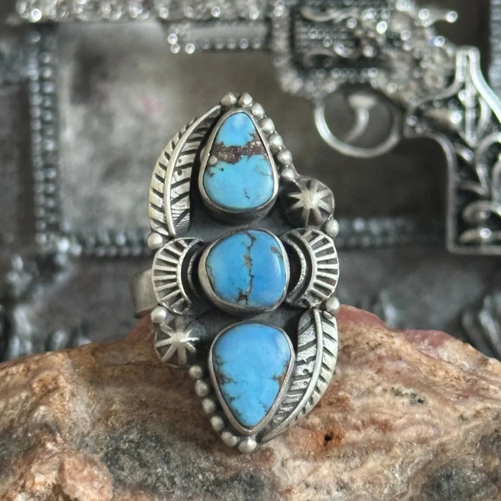 Sold ❤️ Golden Hills Turquoise Southwestern Sterling Silver Adjustable Ring - Picture 5 of 6